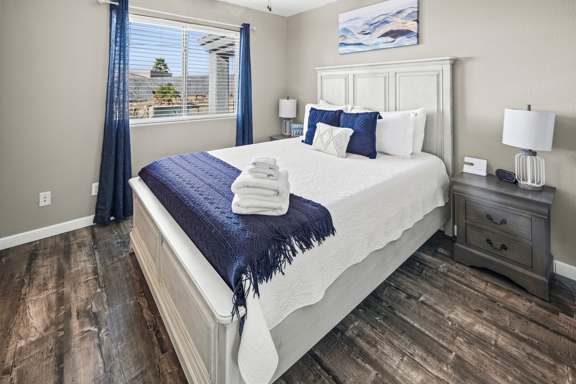 Second bedroom